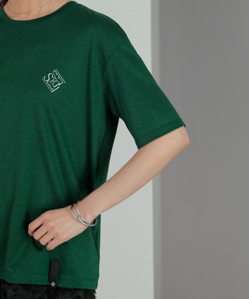 STYLE DELI(スタイルデリ)の「【Made in JAPAN】ポイントロゴTシャツ(Tシャツ/カットソー・レディース・ブラック/グリーン/ホワイト・FREE)」の15枚目の写真