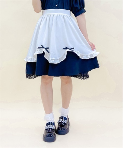 axes femme POETIQUE(アクシーズファムポエティック)の「フリルエプロンデザインスカート(スカート・レディース・ブラック/サックスブルー/イエロー・MEDIUM)」の2枚目の写真
