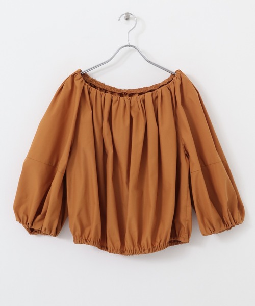 SENSE OF PLACE by URBAN RESEARCH（センスオブプレイスバイアーバンリサーチ）の「バルーンオフショルブラウス（シャツ/ブラウス・レディース・オフホワイト/キャメル/ブラック・ONE）」の22枚目の写真