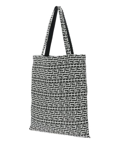 Te chichi(テチチ)の「ファブリックトートバッグ(ハンドバッグ・レディース・ブルー/ベージュ/ブラック・F)」の12枚目の写真