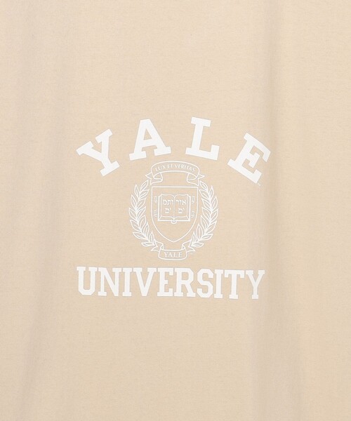 J.PRESS YORK STREET(ジェイプレスヨークストリート)の「【UNISEX】YALE×YORK STREET スクールエンブレム Tシャツ(Tシャツ/カットソー・メンズ・ライトグレー系/ライトイエロー系/ダルブルー系/ホワイト系・SMALL/MEDIUM/LARGE)」の9枚目の写真