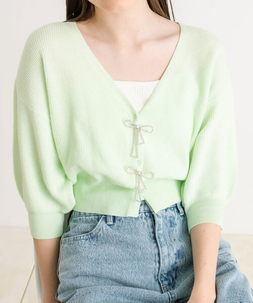 OLIVE des OLIVE(オリーブデオリーブ)の「リボンビジュー付カーディガン(カーディガン/ボレロ・レディース・ミント/サックスブルー/オフホワイト/ブラック・FREE)」の1枚目の写真