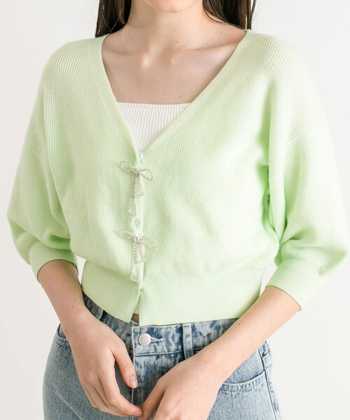 OLIVE des OLIVE(オリーブデオリーブ)の「リボンビジュー付カーディガン(カーディガン/ボレロ・レディース・ミント/サックスブルー/オフホワイト/ブラック・FREE)」の5枚目の写真