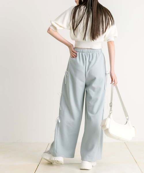 OLIVE des OLIVE(オリーブデオリーブ)の「リボンビジュー付カーディガン(カーディガン/ボレロ・レディース・ミント/サックスブルー/オフホワイト/ブラック・FREE)」の21枚目の写真
