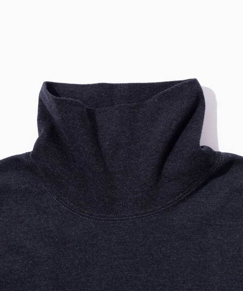 L.L.Bean(エルエルビーン)の「【JAPAN EDITION】ユニオン・タートルネック(Tシャツ/カットソー・レディース・ダークブラウン/オフホワイト/グレー/チャコール・MEDIUM)」の7枚目の写真