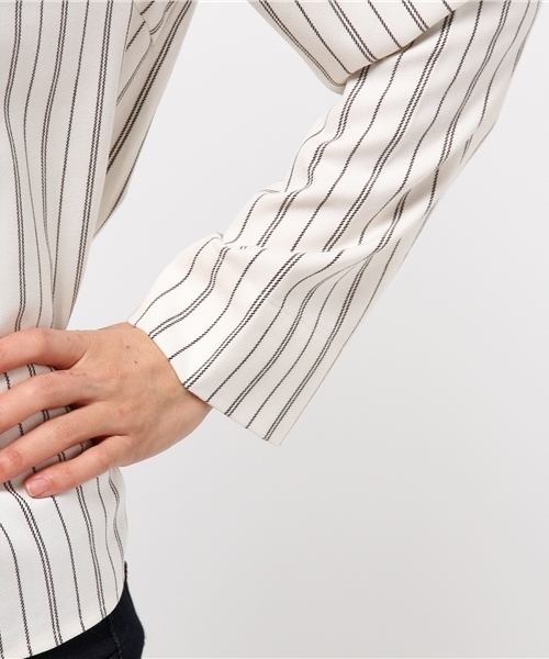 ROPE' PICNIC（ロペピクニック）の「ツイルストライププルオーバー（シャツ/ブラウス・レディース・キャメル/ネイビー/オフホワイト・38）」の9枚目の写真