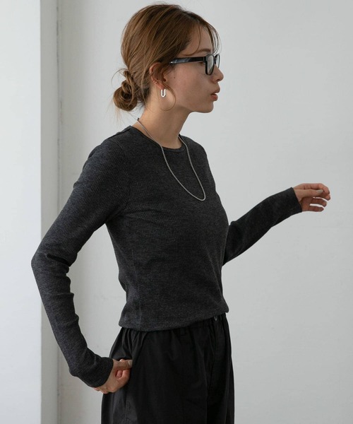 URBAN RESEARCH Sonny Label（アーバンリサーチサニーレーベル）の「スラブベーシックロングTシャツ（Tシャツ/カットソー・レディース・オフホワイト/チャコールグレー/レッド/ブラウン・FREE）」の18枚目の写真