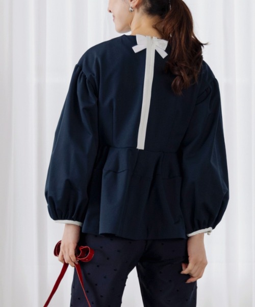 sonoサテンティアードフレアブラウス白襟ネイビーバックリボンポタリー黒2点 sonoサテンティアードフレアブラウス白襟ネイビーバックリボンポタリー