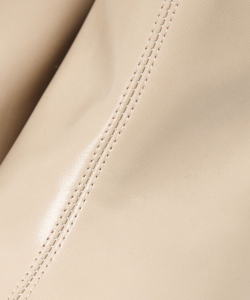 Elura（エルーラ）の「【軽量／クッション／ストレッチ】ソフトFITヒールブーツ/146748（ブーツ・レディース・ベージュ/グレー系その他4/ブラック・MEDIUM/SMALL/LARGE）」の6枚目の写真