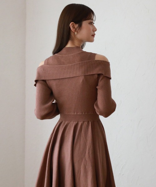 Cheek（チーク）の「オフショルＢＩＧリボンニットミニワンピース（ワンピース・レディース・アイボリー/チャコールグレー/モカ・MEDIUM）」の15枚目の写真