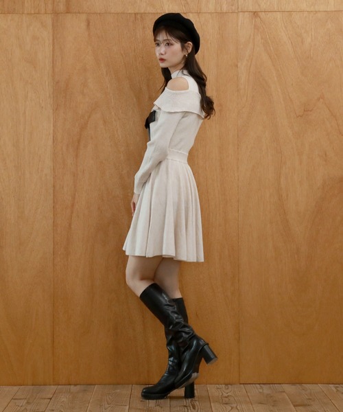 Cheek（チーク）の「オフショルＢＩＧリボンニットミニワンピース（ワンピース・レディース・アイボリー/チャコールグレー/モカ・MEDIUM）」の22枚目の写真