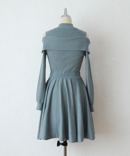 Cheek（チーク）の「オフショルＢＩＧリボンニットミニワンピース（ワンピース・レディース・アイボリー/チャコールグレー/モカ・MEDIUM）」の19枚目の写真