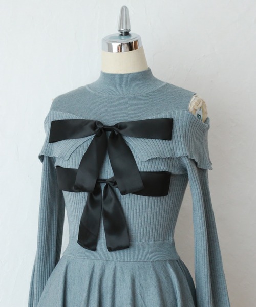 Cheek（チーク）の「オフショルＢＩＧリボンニットミニワンピース（ワンピース・レディース・アイボリー/チャコールグレー/モカ・MEDIUM）」の20枚目の写真