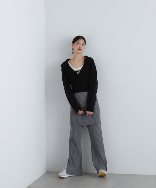 N.(N. Natural Beauty Basic)(エヌエヌナチュラルビューティーベーシック)の「◆フロントリボン襟付きニット(ニット/セーター・レディース・レッド/チャコールグレー/グレー・MEDIUM)」の6枚目の写真