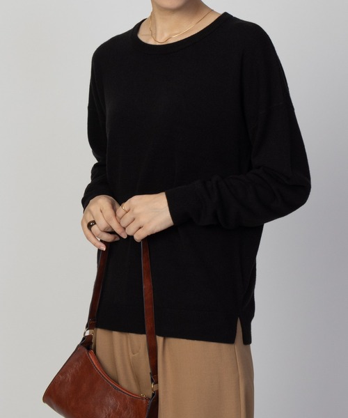 NAVY(ネイビー)の「nAvy 洗えるニット カシミヤタッチクルーネック(ニット/セーター・レディース・イエロー/ブルー系その他/ブラック・M/L)」の4枚目の写真