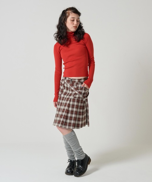 TINA:JOJUN(ティーナジョジュン)の「ハートチャーム付き アンチピリングリブタートルニット TINA:JOJUN(ニット/セーター・レディース・ホワイト/レッド系その他/ピンク系その他/カーキ/ブラック/チャコールグレー・M)」の22枚目の写真