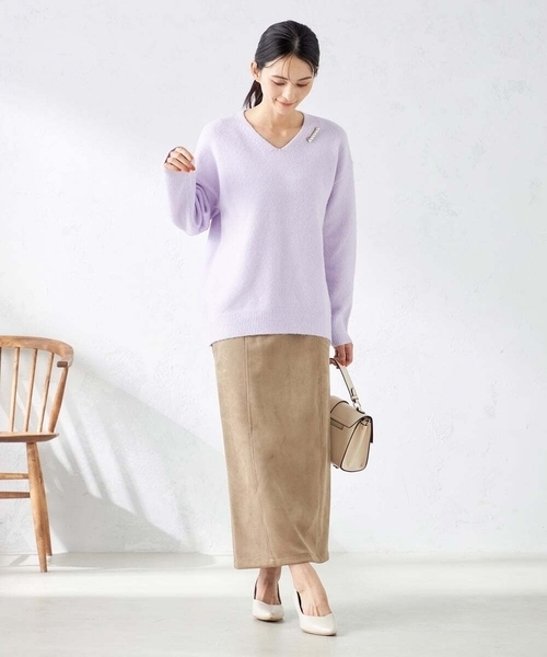a.v.v(アーヴェヴェ)の「【新色登場/洗える】ゆるふわVネックニット(ニット/セーター・レディース・ダークインディゴブルー/ベージュ/グレー/ブラック/ライラック・34/38/36/42/40)」の11枚目の写真