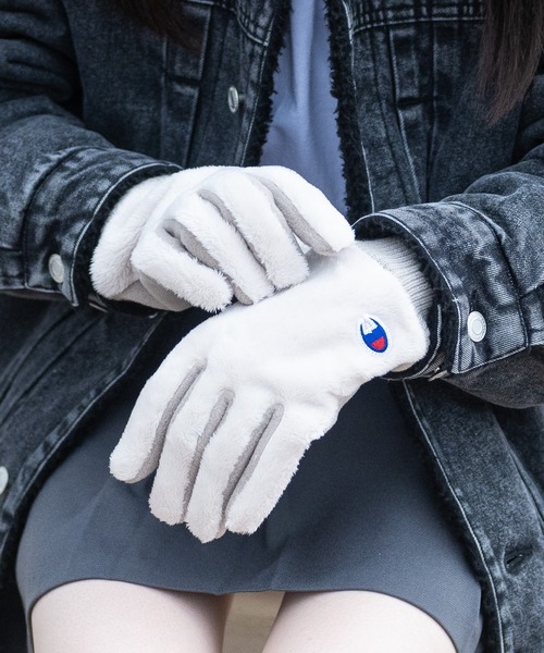 Champion(チャンピオン)の「【k】〔Champion/チャンピオン〕ふわもこ ボアグローブ/手袋(手袋・レディース・ブラウン/ベージュ/ブラック/チャコールグレー・FREE)」の1枚目の写真