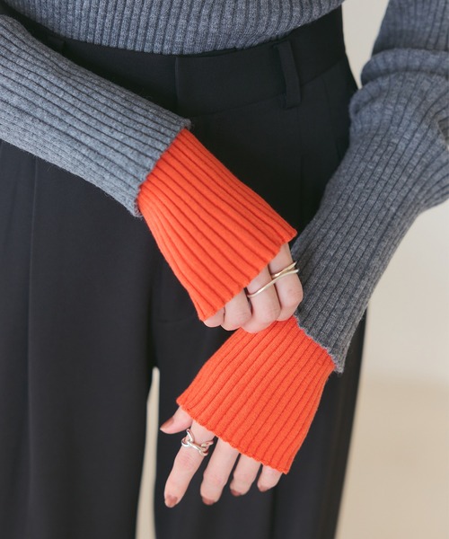 meilmada(メイルマダ)の「【アームウォーマー付】マルチwayバイカラータートルネックリブニット(ニット/セーター・レディース・ブラック/グレー・FREE)」の5枚目の写真