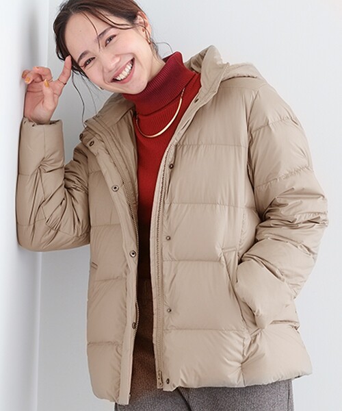 SHOO・LA・RUE（シューラルー）の「◆【洗える/撥水】10の欲張りを満たす フェイクファーフード付き ダウンジャケット（ダウンジャケット/コート・レディース・ブラック/ブラウン系/ライトベージュ・01/02/03/04）」の4枚目の写真