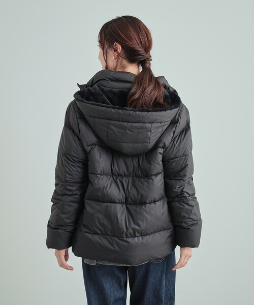 SHOO・LA・RUE（シューラルー）の「◆【洗える/撥水】10の欲張りを満たす フェイクファーフード付き ダウンジャケット（ダウンジャケット/コート・レディース・ブラック/ブラウン系/ライトベージュ・01/02/03/04）」の12枚目の写真