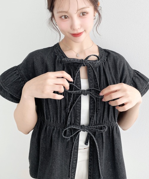 moment+（モーメントプラス）の「ライトオンスデニムシャーリングリボン半袖ブラウス（シャツ/ブラウス・レディース・ブラック/ブルー/インディゴブルー・M/L）」の22枚目の写真
