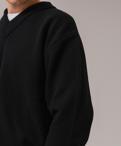 EDIFICE(エディフィス)の「Letiquette × ETS.MATERIAUX FRENCH ARMY V-KNIT(ニット/セーター・メンズ・ブラック/レッド/キャメル・1/2/3)」の10枚目の写真