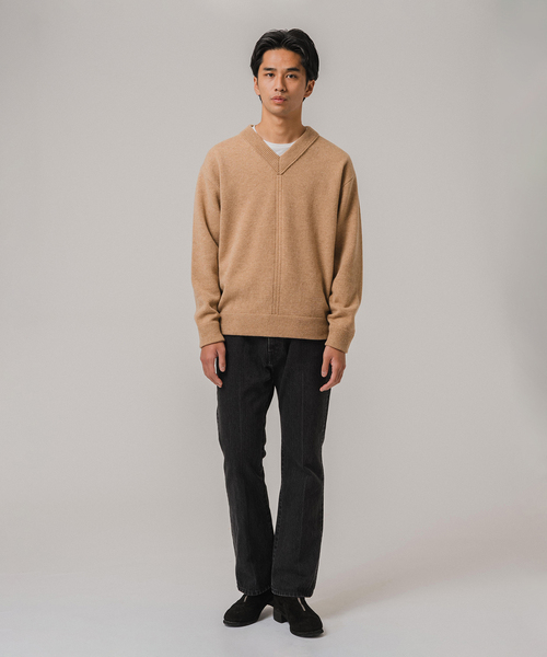 EDIFICE(エディフィス)の「Letiquette × ETS.MATERIAUX FRENCH ARMY V-KNIT(ニット/セーター・メンズ・ブラック/レッド/キャメル・1/2/3)」の13枚目の写真
