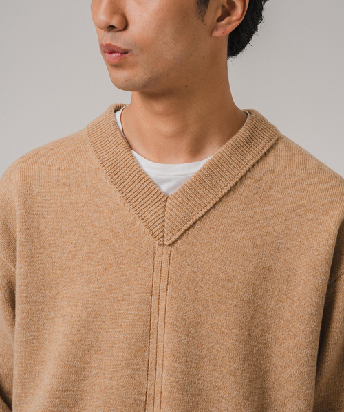 EDIFICE(エディフィス)の「Letiquette × ETS.MATERIAUX FRENCH ARMY V-KNIT(ニット/セーター・メンズ・ブラック/レッド/キャメル・1/2/3)」の17枚目の写真