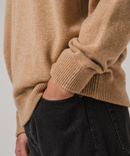 EDIFICE(エディフィス)の「Letiquette × ETS.MATERIAUX FRENCH ARMY V-KNIT(ニット/セーター・メンズ・ブラック/レッド/キャメル・1/2/3)」の19枚目の写真