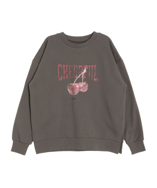 CALNAMUR（カルナムール）の「CRASH CHERRY PRINT BIG SWEAT/クラッシュチェリープリントビッグスウェット（スウェット・レディース・ホワイト/レッド/チャコールグレー・FREE）」の3枚目の写真