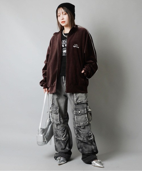 SPINNS（スピンズ）の「ワンポイントベロアジップパーカー/パイピングデザイン（ジャージ・メンズ・ブラウン/ワイン/ネイビー/ベージュ・ONESIZE）」の19枚目の写真