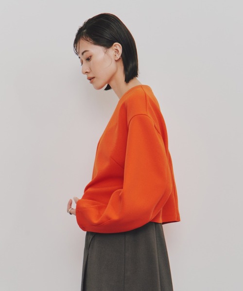 UNITED TOKYO（ユナイテッドトウキョウ）の「【残りわずか！】ボンディングカットプルオーバー｜ウォッシャブル/スウェット/春服（スウェット・レディース・アイボリー/ブラック/オレンジ・FREE）」の15枚目の写真