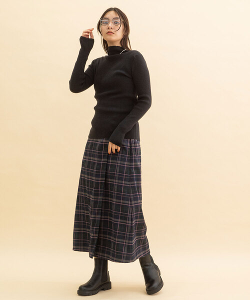 POU DOU DOU（プードゥドゥ）の「シアバターハイネックリブニット（ニット/セーター・レディース・ブラック/ブルー/レッド/オートミール・M）」の16枚目の写真