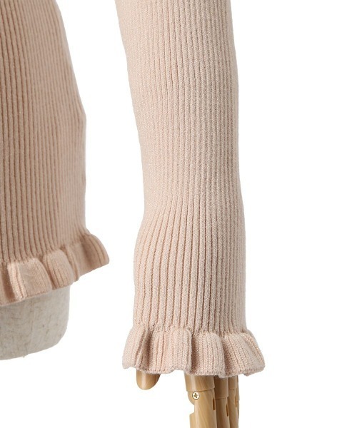 【セール】ローズモチーフ付きタートルニットプルオーバー/F&A/fint（ニット/セーター）｜F i.n.t（フィント）