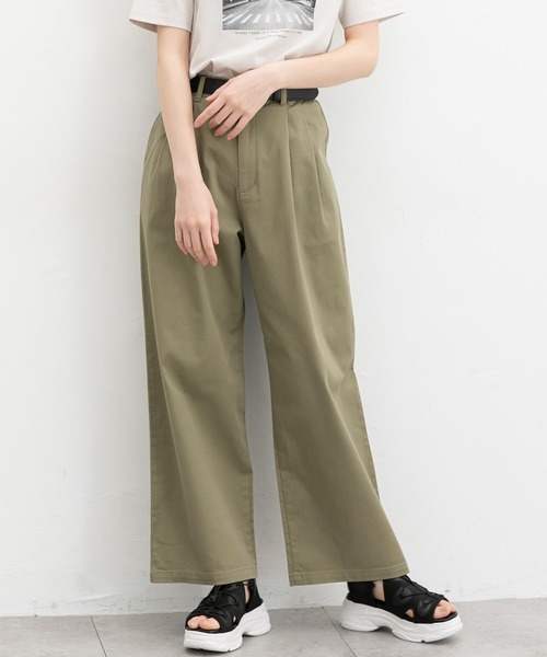 Honeys(ハニーズ)の「チノワイドストレート(股下68cm)(チノパンツ・レディース・ブラック/ベージュ/キャメル/カーキ・L/LL/M/S)」の3枚目の写真