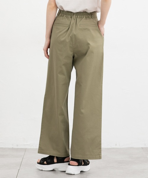 Honeys(ハニーズ)の「チノワイドストレート(股下68cm)(チノパンツ・レディース・ブラック/ベージュ/キャメル/カーキ・L/LL/M/S)」の11枚目の写真