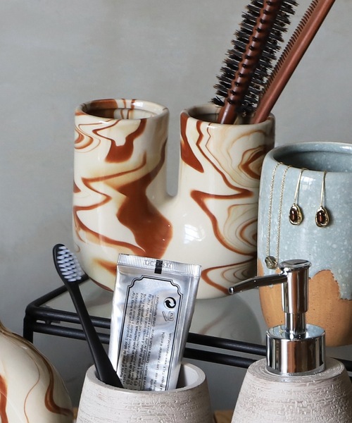 a.depeche（アデペシュ）の「【a.depeche/アデペシュ】歯ブラシスタンド　eclat toothbrush stand strata　おしゃれなギフトに最適！（インテリア雑貨・レディース・オレンジ・FREE）」の3枚目の写真
