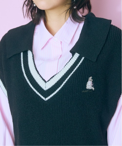 marun(マルン)の「<大きいサイズ>ねこ刺しゅうニットベスト marun(ベスト・レディース・アイボリー/ブラック・L/LL/3L/4L/5L)」の11枚目の写真