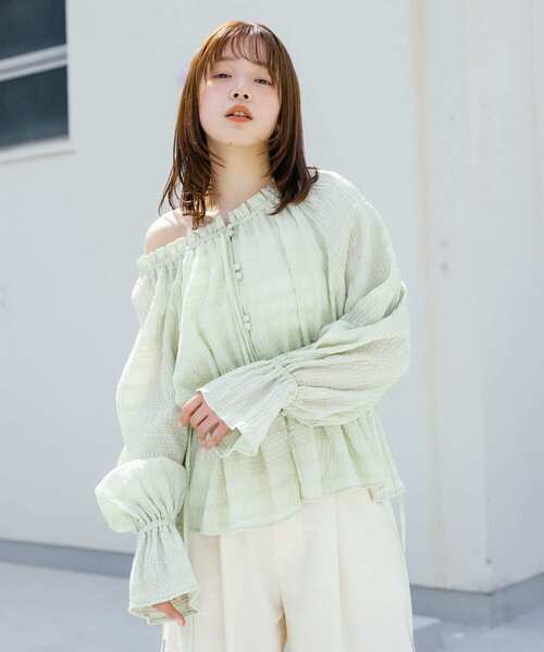 KBF(ケイビーエフ)の「2WAYオフショルブラウス(シャツ/ブラウス・レディース・グリーン系その他/ブラック/オフホワイト・ONE)」の11枚目の写真