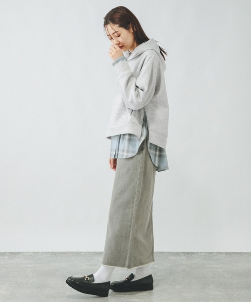 GLOBAL WORK（グローバルワーク）の「ライトクッション裾ZIPパーカー/147629（パーカー・レディース・グレイッシュベージュ/ブラック/ライトイエロー/杢グレー・MEDIUM/REGULAR/LARGE）」の9枚目の写真