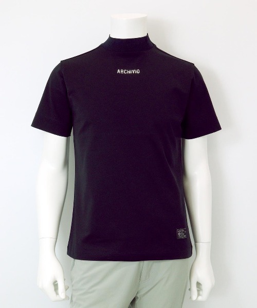 archivio(アルチビオ)の「<MENS>メタルロゴハイネックプルオーパー(Tシャツ/カットソー・メンズ・ホワイト/ネイビー/グリーン/グレー・L/M/LL)」の1枚目の写真