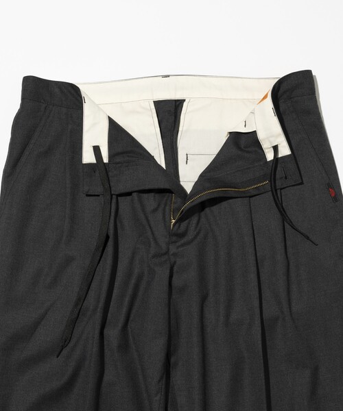 RED KAP（レッドキャップ）の「RED KAP/レッドキャップ 別注 SMU PT-38 SETUP 2TUCK WIDE TR PANTS/リラックスフィット（スラックス・メンズ・ブラック系/チャコール・LARGE/MEDIUM）」の6枚目の写真