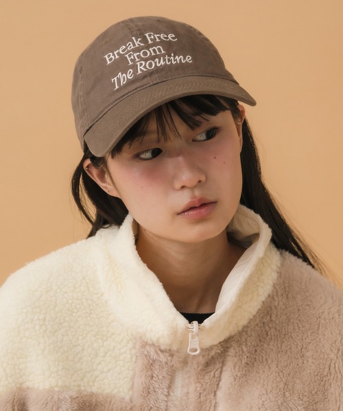 セール】ロゴ刺繍キャップ/韓国 ネイビー ブラウン レッド エンブロイ