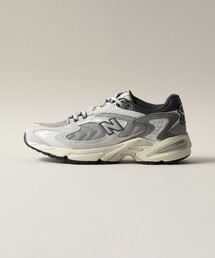 ＜New Balance＞725