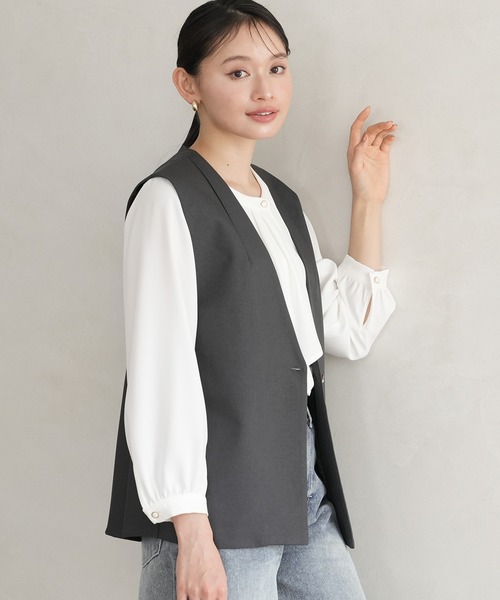 TRUDEA(トルディア)の「マルチファンクション フリルボウタイブラウス【UVカット/防汚加工/ウォッシャブル/防シワ】(シャツ/ブラウス・レディース・ピンクベージュ/ネイビー/ホワイト/ホワイト×ネイビー/ライトグレー・SMALL/MEDIUM/LARGE)」の15枚目の写真