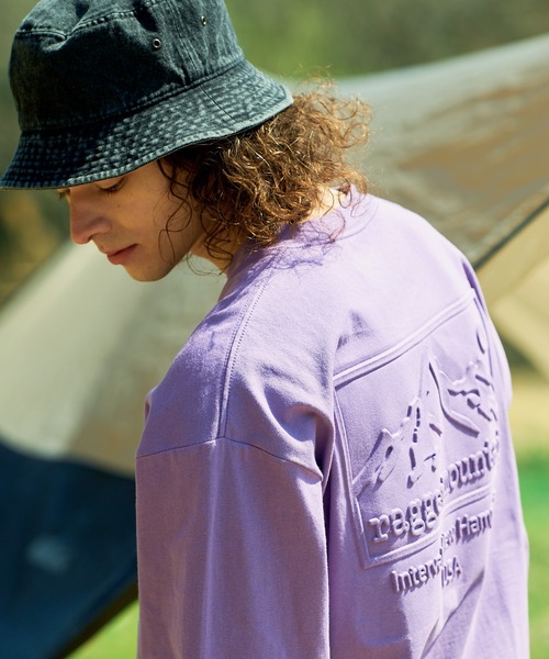 ragged mountain(ラギットマウンテン)の「【RAGGED MOUNTAIN/ラギットマウンテン】バックエンボス加工ロゴロンT(Tシャツ/カットソー・メンズ・ホワイト/ブラック/パープル/ベージュ/ネイビー/ブラウン・MEDIUM/LARGE/X-LARGE)」の6枚目の写真