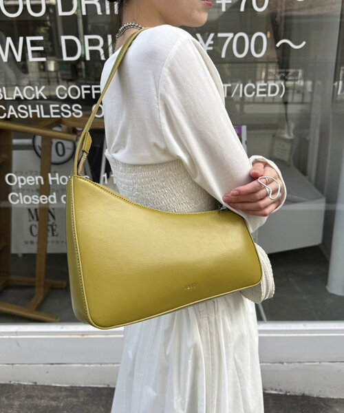 mystic（ミスティック）の「loti ポーチ付きムーンBAG（ハンドバッグ・レディース・ライム/ボルドー/ブラック・ONE SIZE）」の14枚目の写真