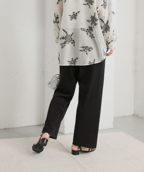 URBAN RESEARCH DOORS（アーバンリサーチドアーズ）の「リネン混ニットパンツ（その他パンツ・レディース・ブラック/チャコールグレー・MEDIUM）」の21枚目の写真