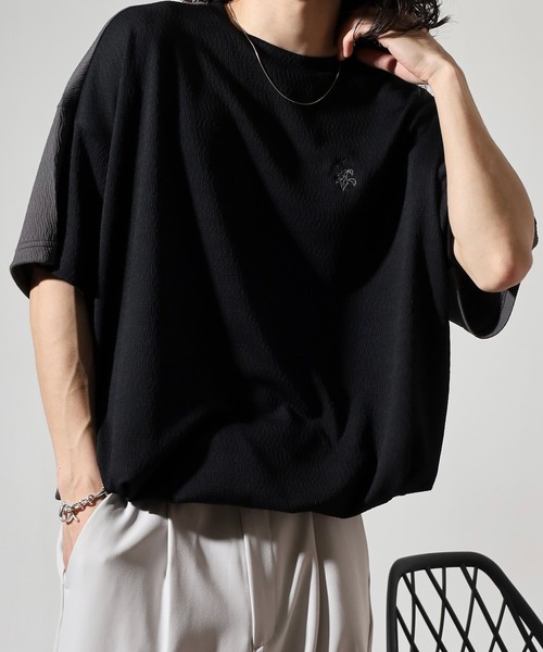 Growth by in the attic(グロウスバイインジアティック)の「Growth by in the attic 膨れジャガード ドルマンスリーブ 半袖Tシャツ(Tシャツ/カットソー・メンズ・ブラック/ホワイト・L/M)」の21枚目の写真